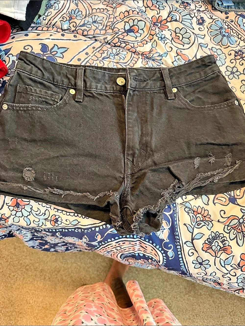 Forever 21 Concert Short Distressed Black Jean Shorts Waist 27
